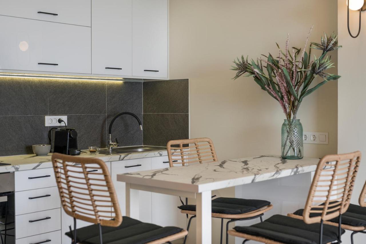 Kolymbari Sea Front Cozy Apartments Екстер'єр фото
