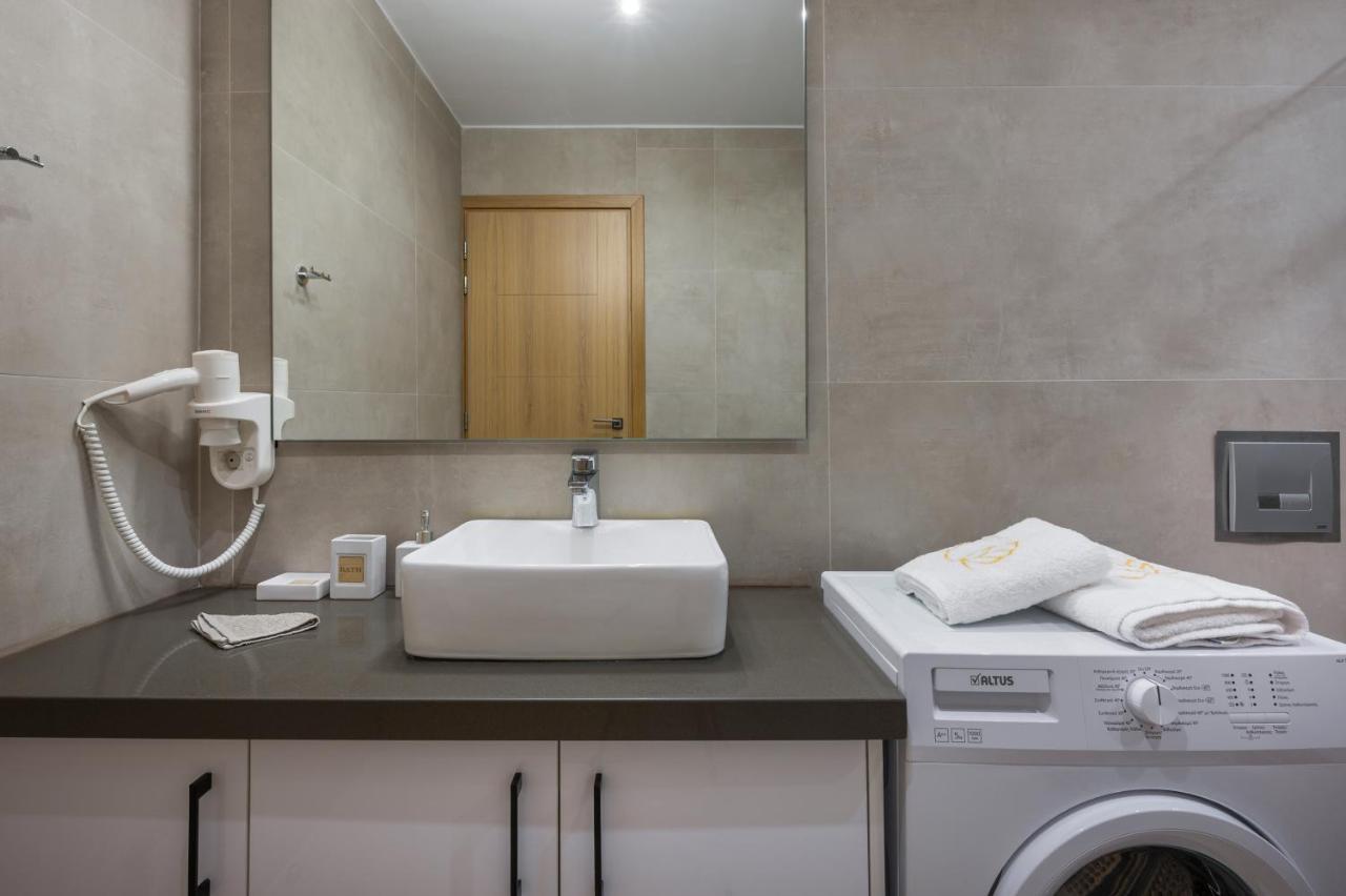 Kolymbari Sea Front Cozy Apartments Екстер'єр фото