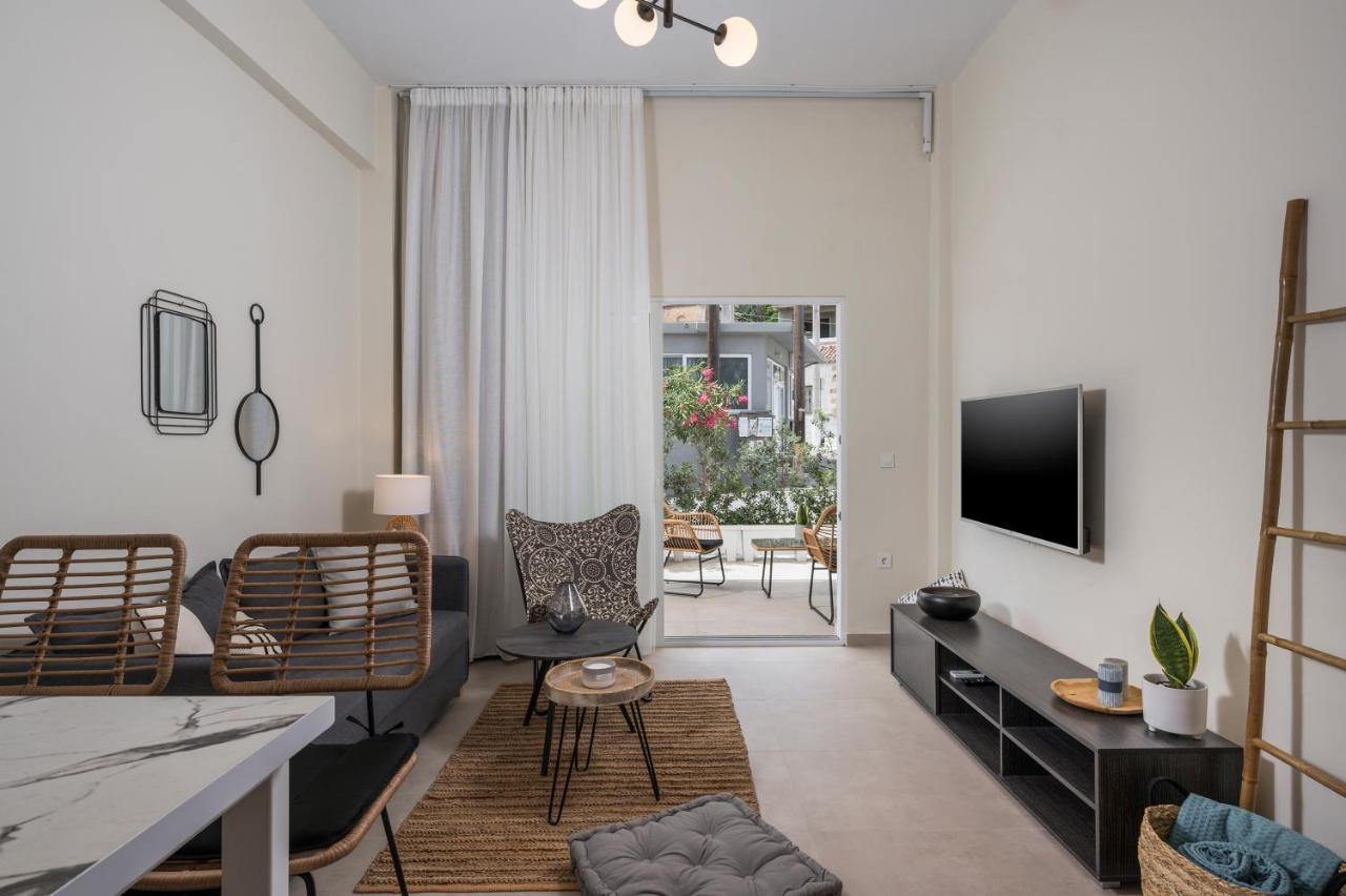 Kolymbari Sea Front Cozy Apartments Екстер'єр фото